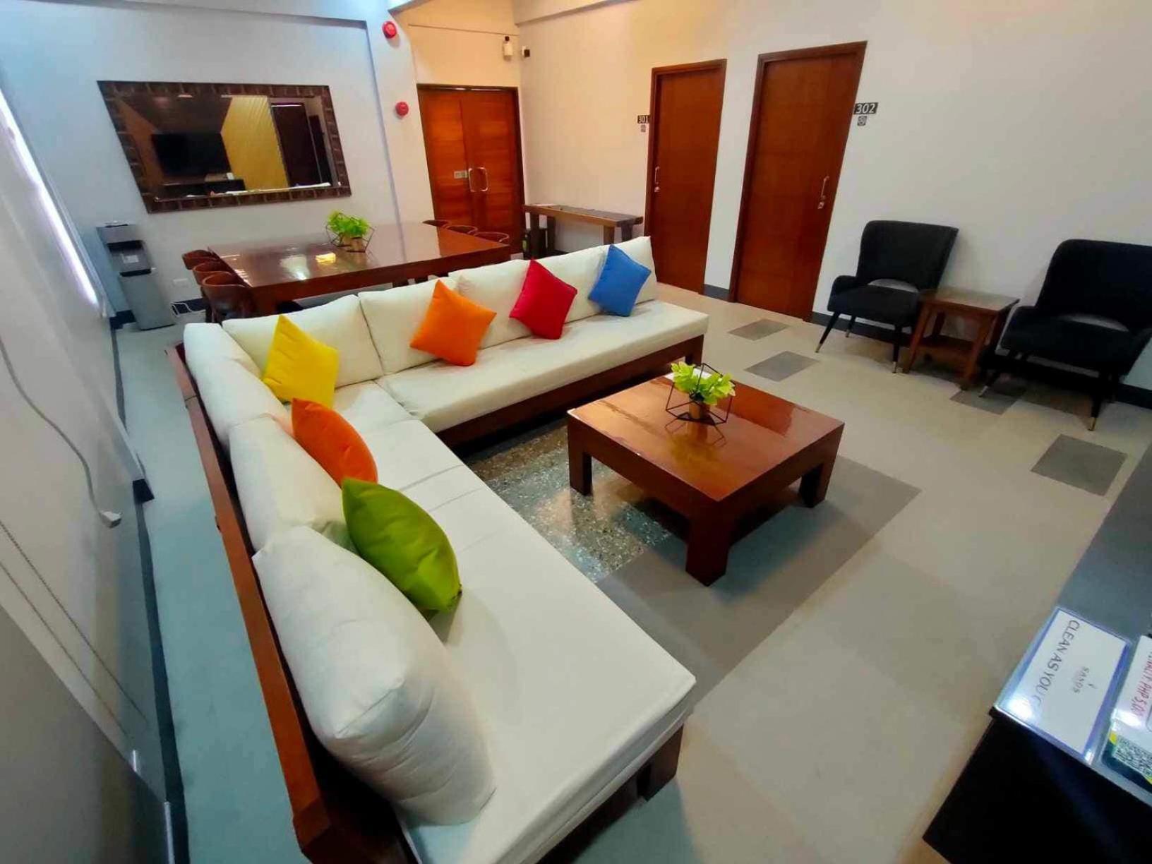 Sands Hotel Nasugbu Dış mekan fotoğraf